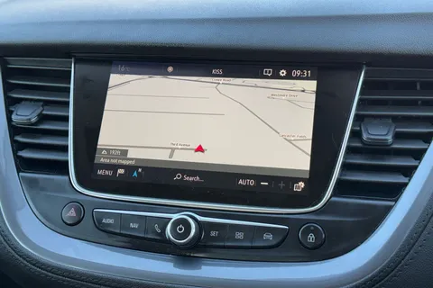 16 of 39 for Vauxhall Grandland X 1.5 Turbo D BlueInjection Sport Nav Euro 6 (s/s) 5dr