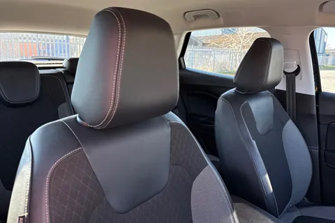 23 of 39 for Vauxhall Grandland X 1.5 Turbo D BlueInjection Sport Nav Euro 6 (s/s) 5dr