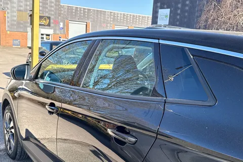 24 of 39 for Vauxhall Grandland X 1.5 Turbo D BlueInjection Sport Nav Euro 6 (s/s) 5dr