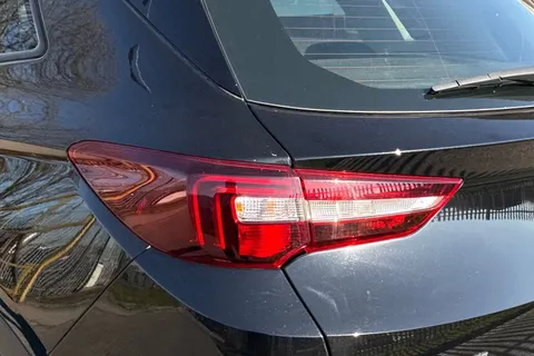 26 of 39 for Vauxhall Grandland X 1.5 Turbo D BlueInjection Sport Nav Euro 6 (s/s) 5dr