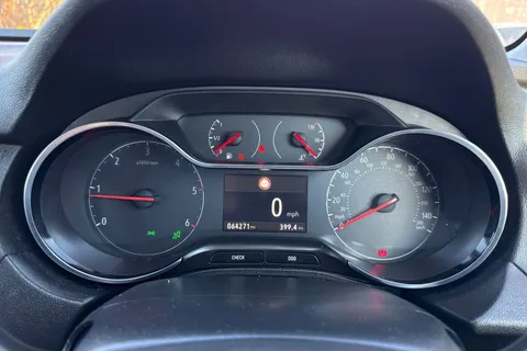 34 of 39 for Vauxhall Grandland X 1.5 Turbo D BlueInjection Sport Nav Euro 6 (s/s) 5dr