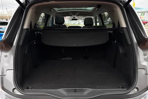 DG22SSX Citroën Grand C4 Spacetourer 1.2 PureTech Shine Euro 6 (s/s) 5dr Thumbnail #7