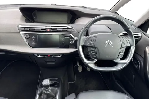 DG22SSX Citroën Grand C4 Spacetourer 1.2 PureTech Shine Euro 6 (s/s) 5dr Thumbnail #18