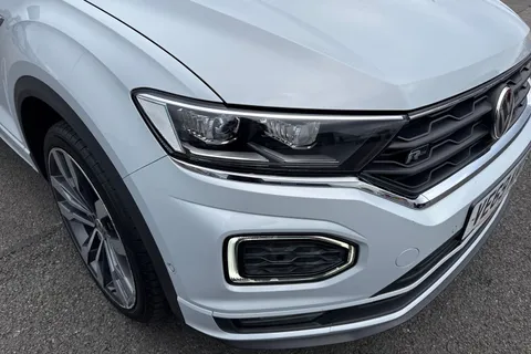 VE69KMY Volkswagen T-Roc 1.5 TSI EVO R-Line Euro 6 (s/s) 5dr Thumbnail #10