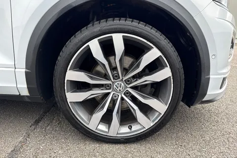 VE69KMY Volkswagen T-Roc 1.5 TSI EVO R-Line Euro 6 (s/s) 5dr Thumbnail #11