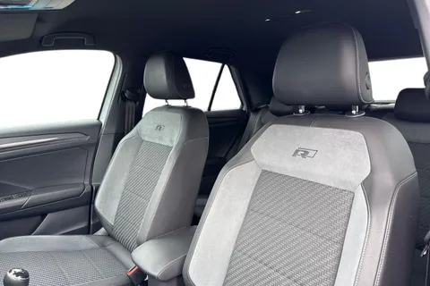 VE69KMY Volkswagen T-Roc 1.5 TSI EVO R-Line Euro 6 (s/s) 5dr Thumbnail #17