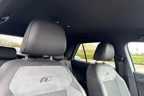 VE69KMY Volkswagen T-Roc 1.5 TSI EVO R-Line Euro 6 (s/s) 5dr Thumbnail #25