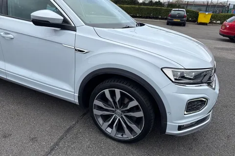VE69KMY Volkswagen T-Roc 1.5 TSI EVO R-Line Euro 6 (s/s) 5dr Thumbnail #37
