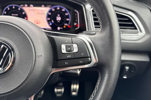 VE69KMY Volkswagen T-Roc 1.5 TSI EVO R-Line Euro 6 (s/s) 5dr Thumbnail #41
