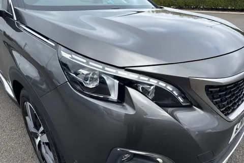 9 of 67 for PEUGEOT 3008 1.5 BlueHDi GT Line Euro 6 (s/s) 5dr