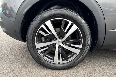 11 of 67 for PEUGEOT 3008 1.5 BlueHDi GT Line Euro 6 (s/s) 5dr