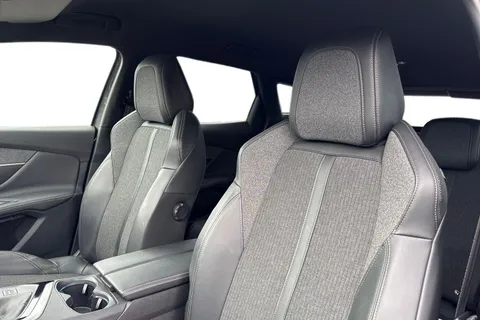 16 of 67 for PEUGEOT 3008 1.5 BlueHDi GT Line Euro 6 (s/s) 5dr