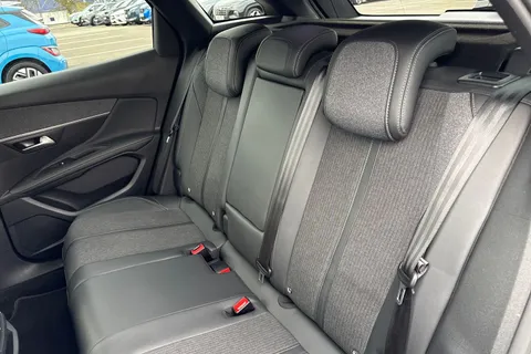 19 of 67 for PEUGEOT 3008 1.5 BlueHDi GT Line Euro 6 (s/s) 5dr