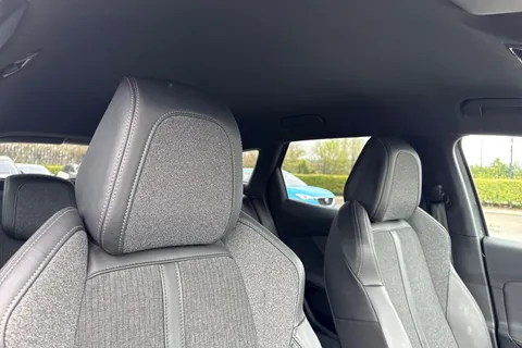 24 of 67 for PEUGEOT 3008 1.5 BlueHDi GT Line Euro 6 (s/s) 5dr