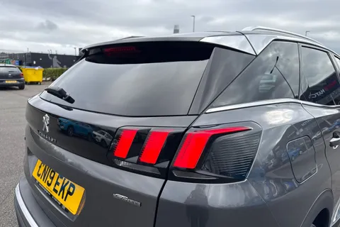 32 of 67 for PEUGEOT 3008 1.5 BlueHDi GT Line Euro 6 (s/s) 5dr