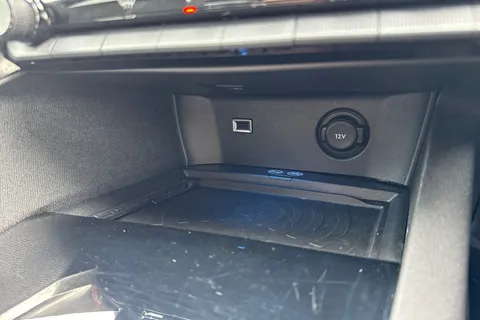 55 of 67 for PEUGEOT 3008 1.5 BlueHDi GT Line Euro 6 (s/s) 5dr