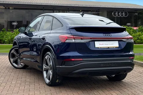 KW25NPN Audi Q4 e-tron Q4 Sportback Black Edition 45 e-tron  210,00 kW Thumbnail #3