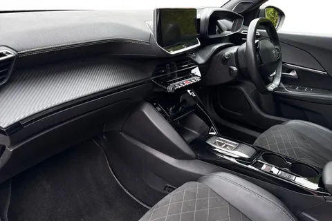 RV72HHG PEUGEOT e-2008 50kWh GT Premium Auto 5dr (7kW Charger) Thumbnail #16