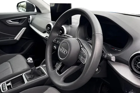 DN74GXB Audi Q2 Sport 30 TFSI 116 PS 6-speed Thumbnail #15