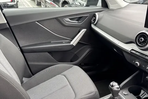 DN74GXB Audi Q2 Sport 30 TFSI 116 PS 6-speed Thumbnail #21