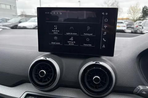 DN74GXB Audi Q2 Sport 30 TFSI 116 PS 6-speed Thumbnail #27