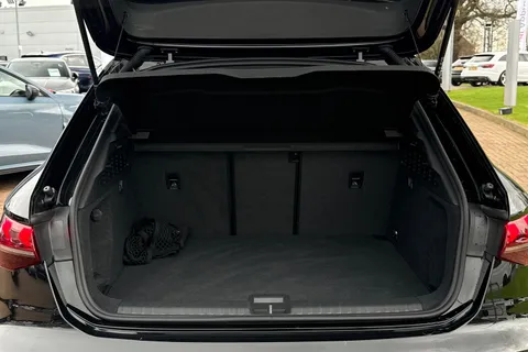 KJ25XAR Audi S3 Black Edition TFSI  333 PS S tronic Thumbnail #8
