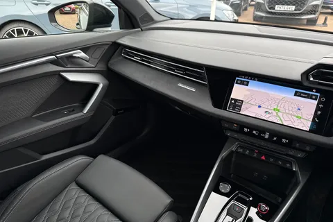 KJ25XAR Audi S3 Black Edition TFSI  333 PS S tronic Thumbnail #21