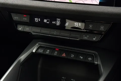 KJ25XAR Audi S3 Black Edition TFSI  333 PS S tronic Thumbnail #23