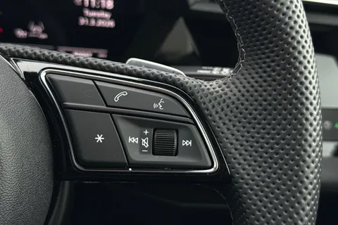 KJ25XAR Audi S3 Black Edition TFSI  333 PS S tronic Thumbnail #37