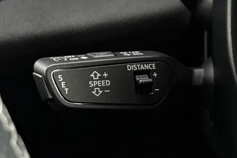 KJ25XAR Audi S3 Black Edition TFSI  333 PS S tronic Thumbnail #38