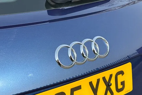 27 of 40 for AUDI A1 1.6 TDI Sport 3dr