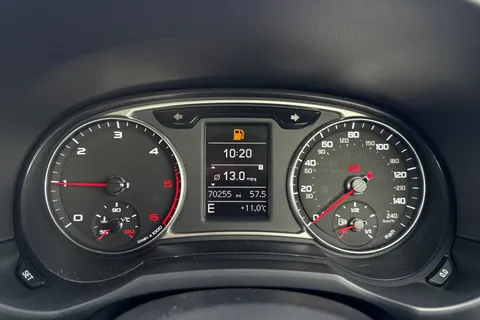 32 of 40 for AUDI A1 1.6 TDI Sport 3dr