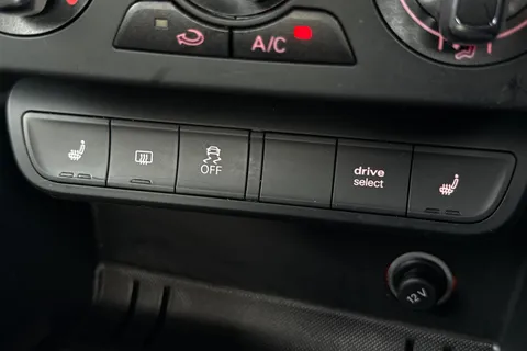 35 of 40 for AUDI A1 1.6 TDI Sport 3dr