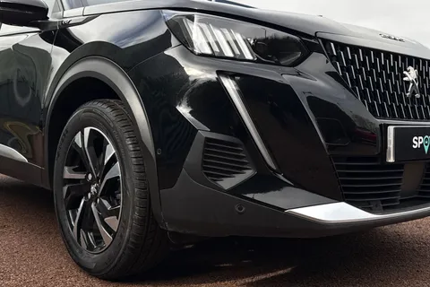 9 of 50 for PEUGEOT 2008 1.2 PureTech GT EAT Euro 6 (s/s) 5dr