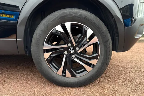 12 of 50 for PEUGEOT 2008 1.2 PureTech GT EAT Euro 6 (s/s) 5dr