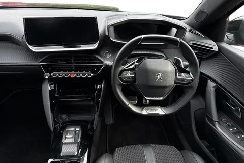 18 of 50 for PEUGEOT 2008 1.2 PureTech GT EAT Euro 6 (s/s) 5dr