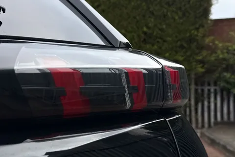 27 of 50 for PEUGEOT 2008 1.2 PureTech GT EAT Euro 6 (s/s) 5dr