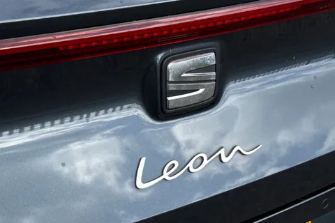 29 of 40 for SEAT Leon 1.5 eTSI MHEV FR DSG Euro 6 (s/s) 5dr