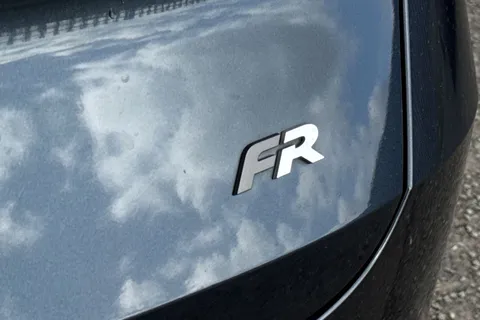 30 of 40 for SEAT Leon 1.5 eTSI MHEV FR DSG Euro 6 (s/s) 5dr