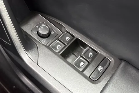 34 of 40 for SEAT Leon 1.5 eTSI MHEV FR DSG Euro 6 (s/s) 5dr