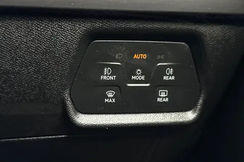 35 of 40 for SEAT Leon 1.5 eTSI MHEV FR DSG Euro 6 (s/s) 5dr