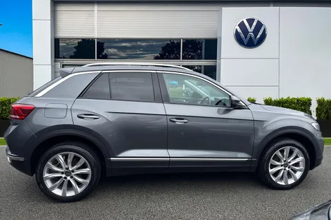 AU21VBC Volkswagen T-Roc 1.5 TSI EVO SEL 5dr DSG Thumbnail #4