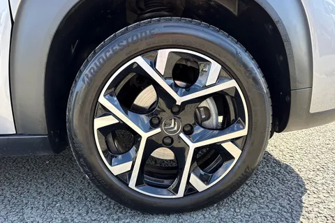 YT22OVZ Citroën C3 Aircross 1.2 PureTech Shine Plus Euro 6 (s/s) 5dr Thumbnail #10