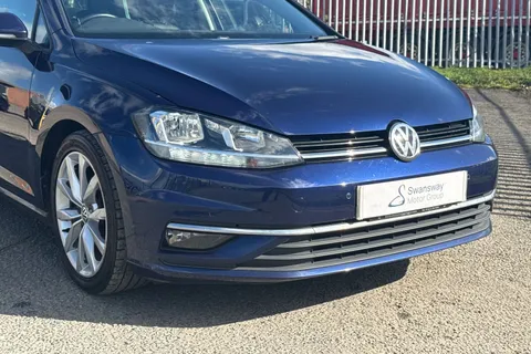 8 of 40 for VOLKSWAGEN GOLF 1.5 TSI EVO 150 GT 5dr DSG