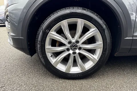 AU21VBC Volkswagen T-Roc 1.5 TSI EVO SEL 5dr DSG Thumbnail #14