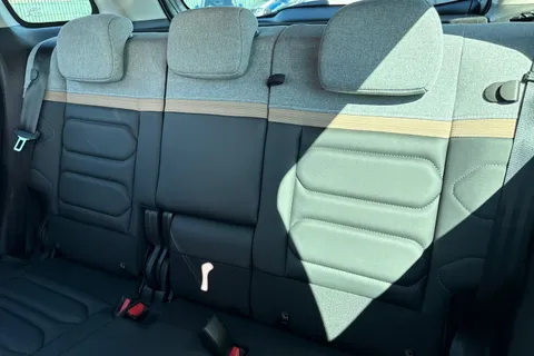 YT22OVZ Citroën C3 Aircross 1.2 PureTech Shine Plus Euro 6 (s/s) 5dr Thumbnail #19