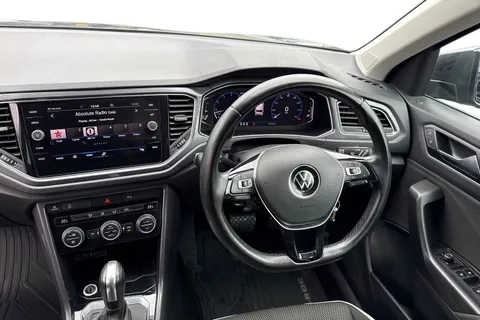 AU21VBC Volkswagen T-Roc 1.5 TSI EVO SEL 5dr DSG Thumbnail #19