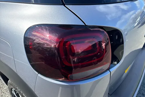 YT22OVZ Citroën C3 Aircross 1.2 PureTech Shine Plus Euro 6 (s/s) 5dr Thumbnail #25