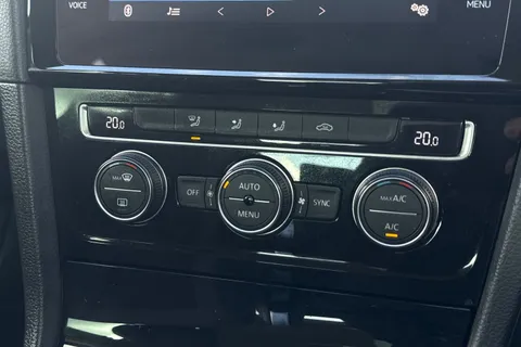 21 of 40 for VOLKSWAGEN GOLF 1.5 TSI EVO 150 GT 5dr DSG