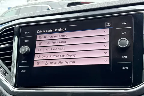 AU21VBC Volkswagen T-Roc 1.5 TSI EVO SEL 5dr DSG Thumbnail #31